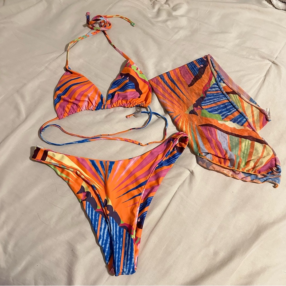 SHEIN Multicolor Bikini Set - Picture 3 of 3